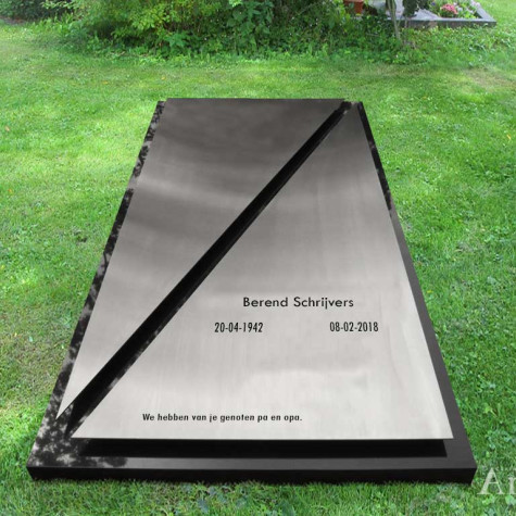 Liggende grafsteen met rvs