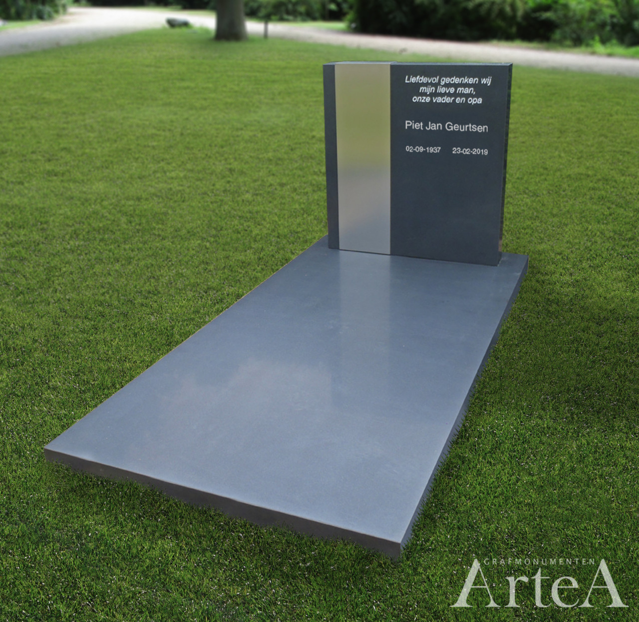 Traditionele grafsteen met RVS