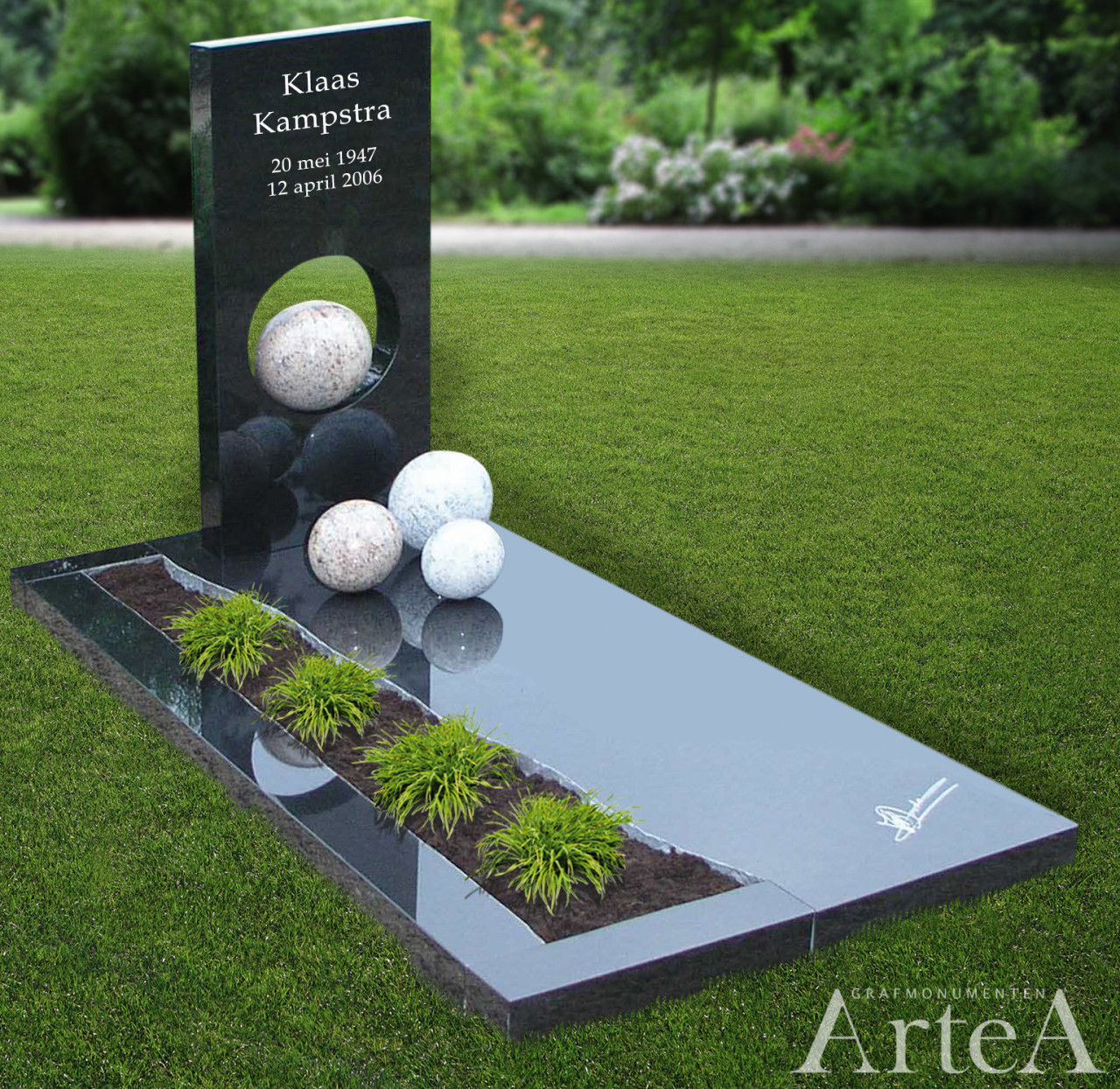 grafmonument met symboliek missende persoon