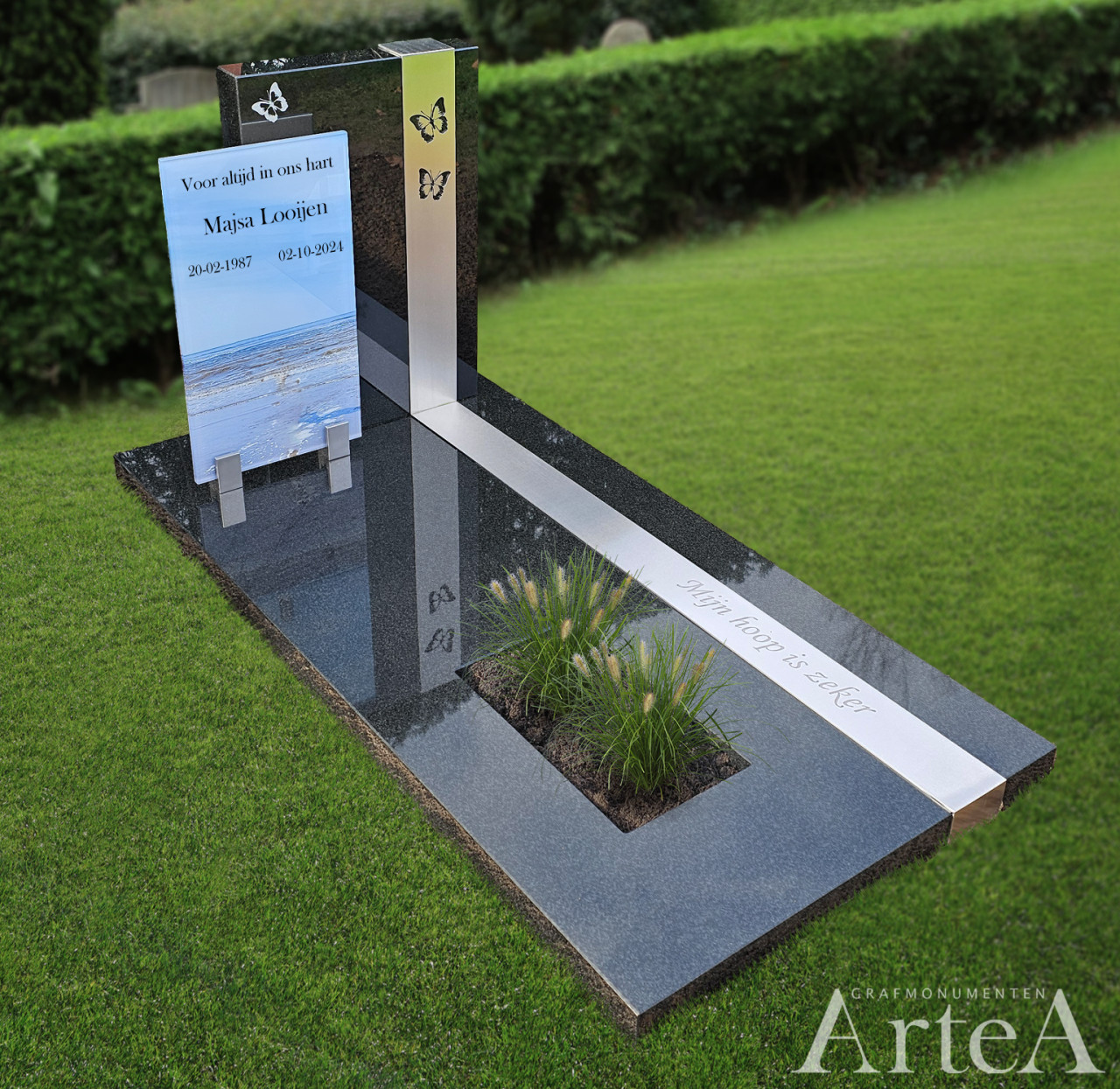 Moderne grafsteen met rvs en afbeeling op glas