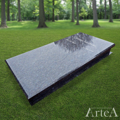 Grafzerk liggend met blauw graniet