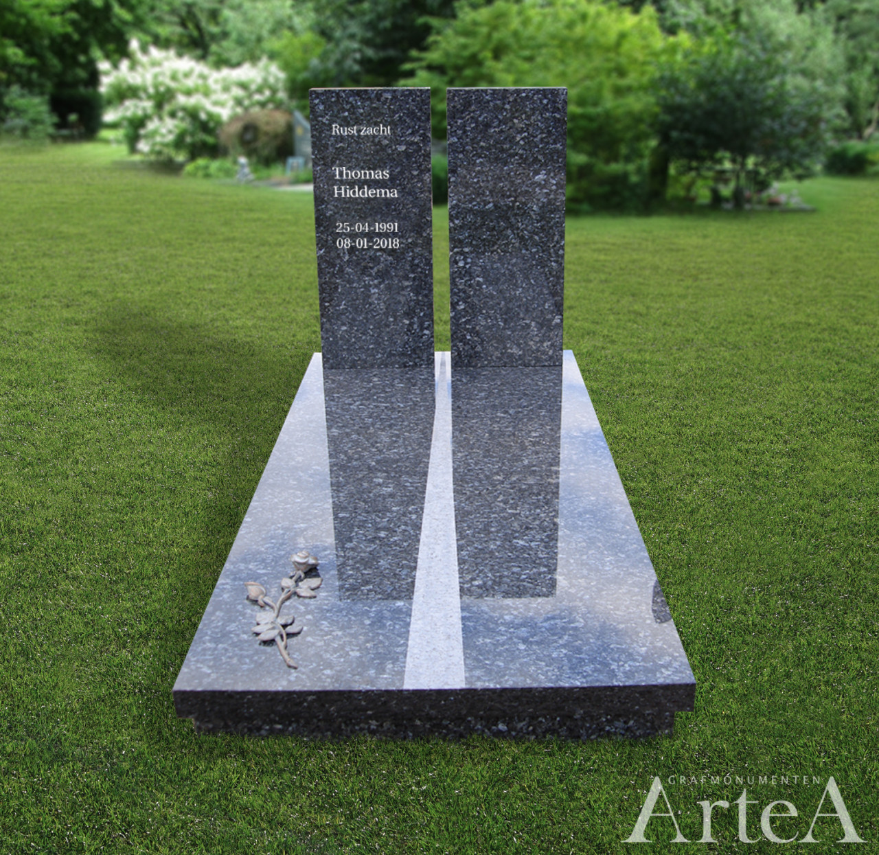Grafmonument zuilen gruis grafsteen 2 delen graniet met bronzen roos