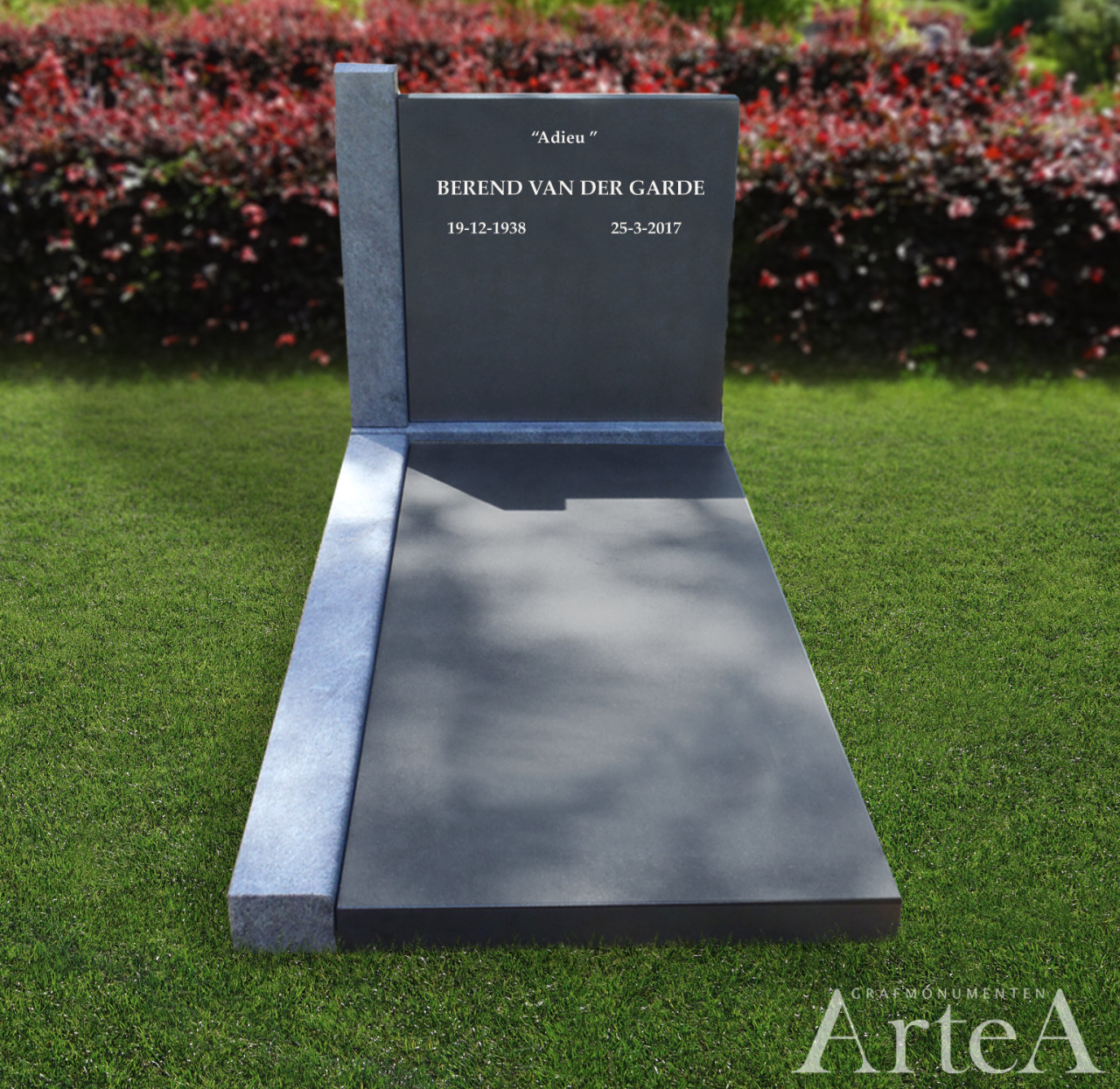 Grafmonument gezoet en gebrand grafsteen zwart graniet