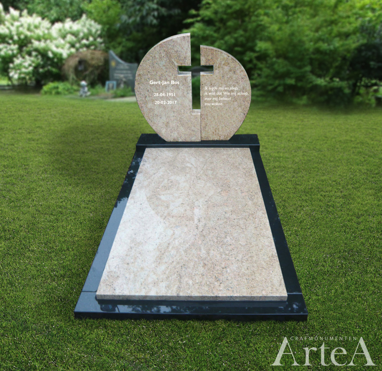 grafmonument met kruis grafsteen met zwart en beige