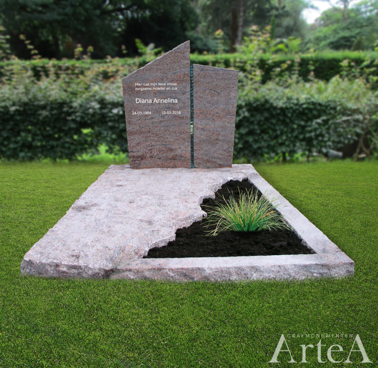 Grafmonument met ruwgekapte plaat en een glas strook in het midden tussen 2 zuilen deze grafsteen heeft ook een tuin