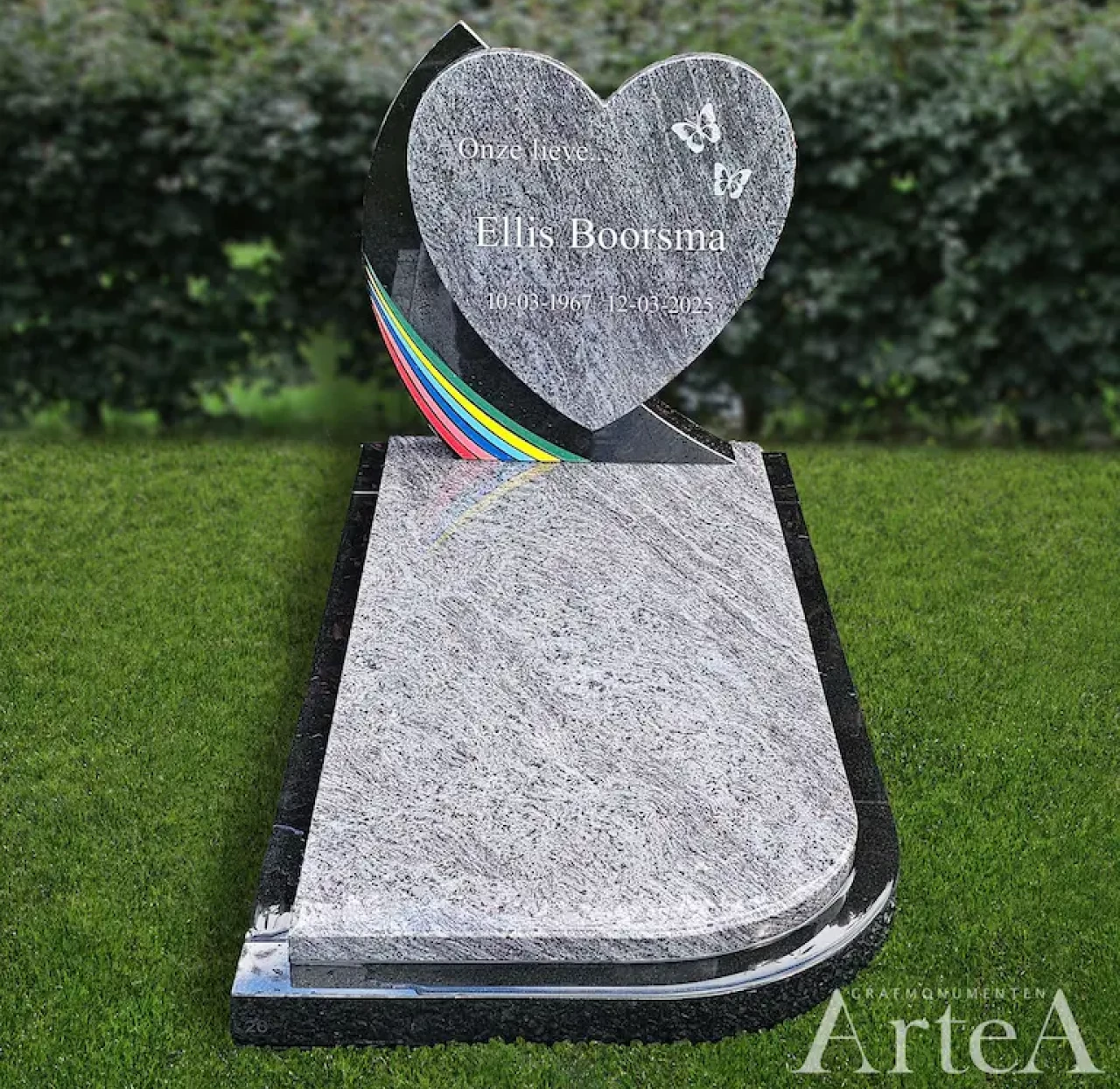 kindergrafsteen met regenboog en hartvorm