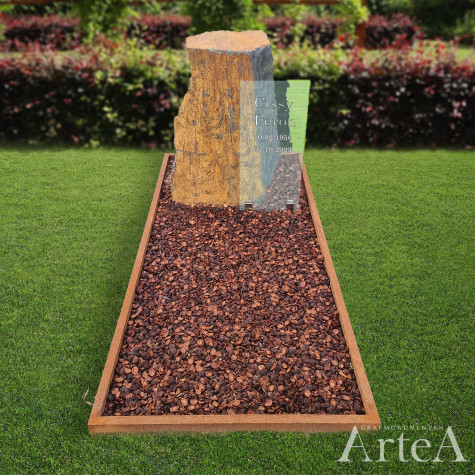 grafsteen met leisteen, glasplaat en cortenstaal