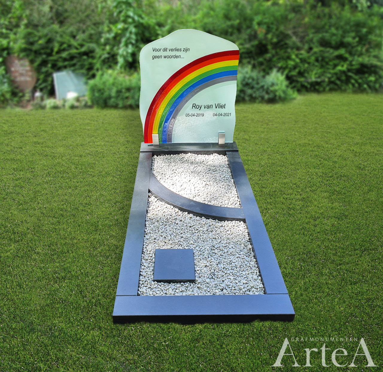 Kindersteen met glasplaat