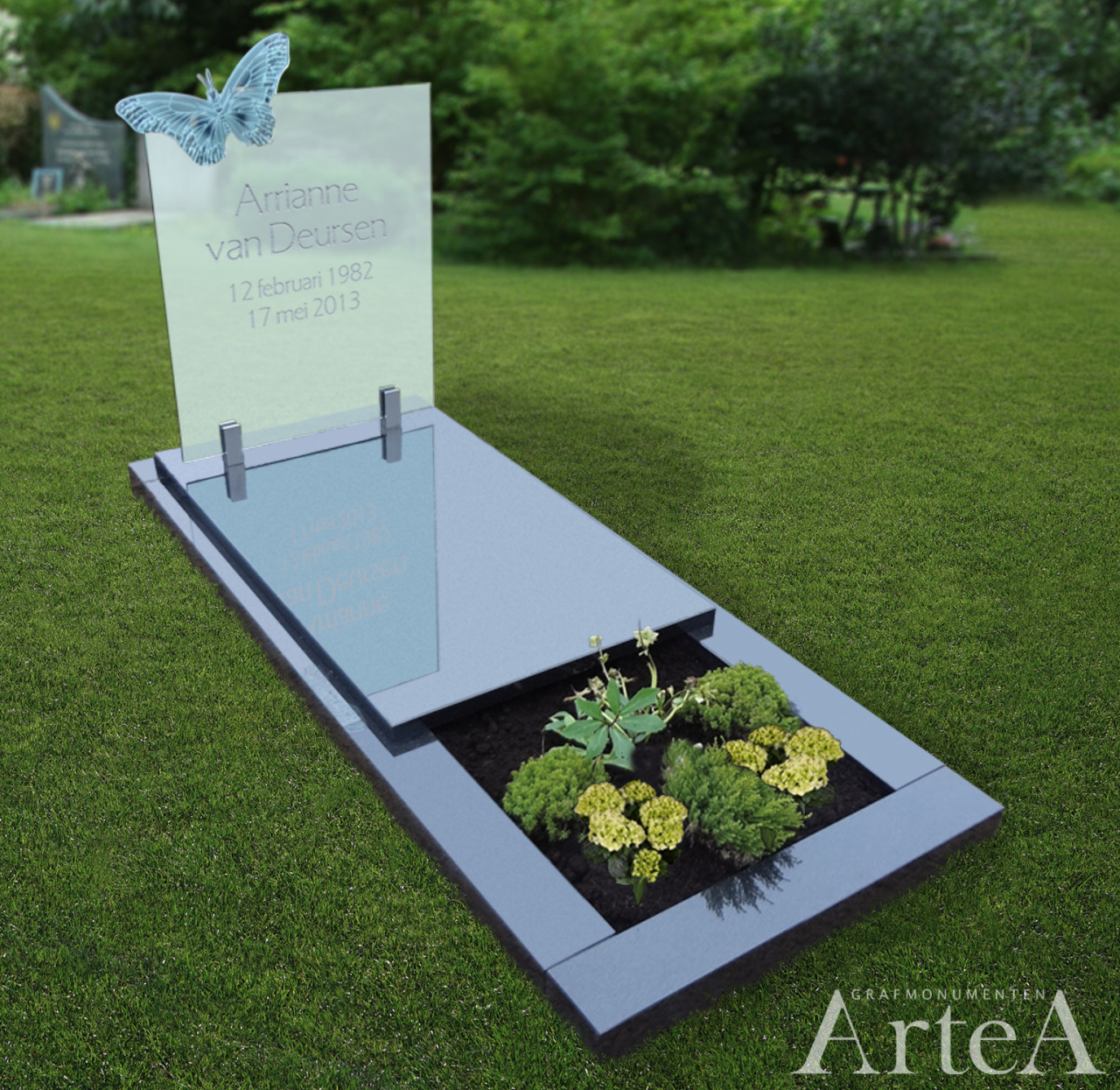 Kindermonument met glasplaat en vlinder kindersteen met zwart graniet