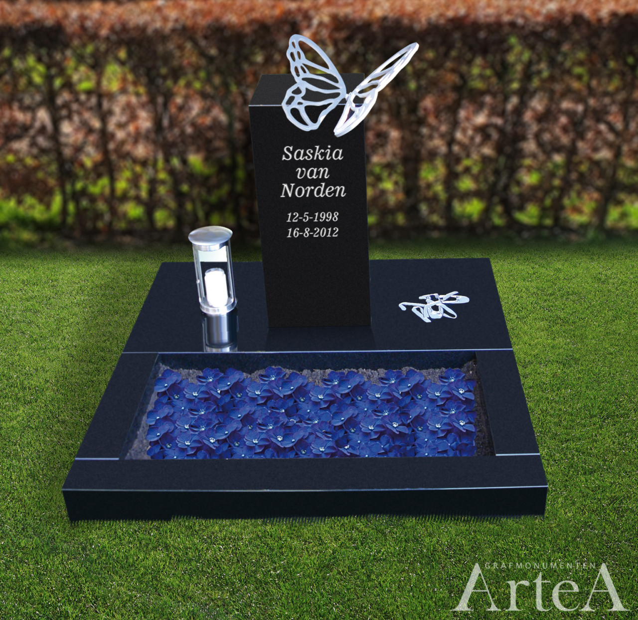 gedenktsteen voor kind met vlinder van roestvast staal