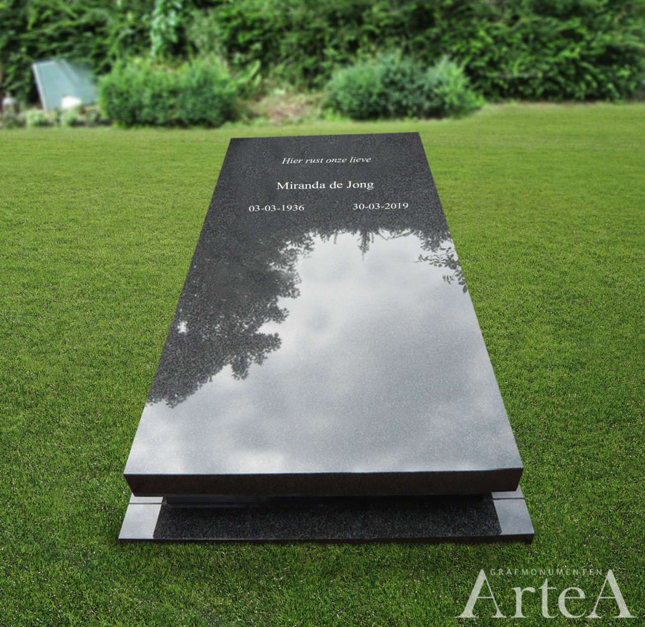 Liggende grafzerk grafmonument van zwart graniet