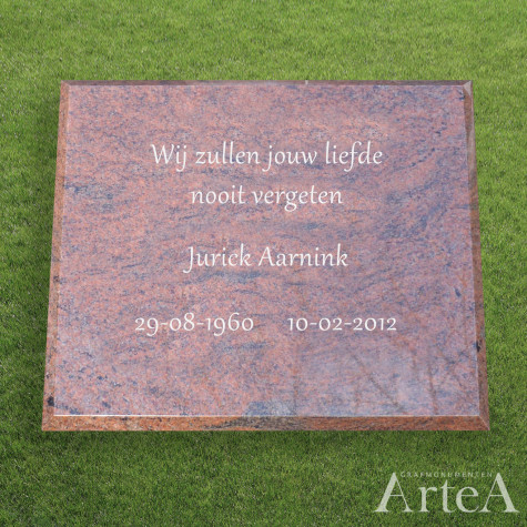 Letterplaat van rood graniet kopen