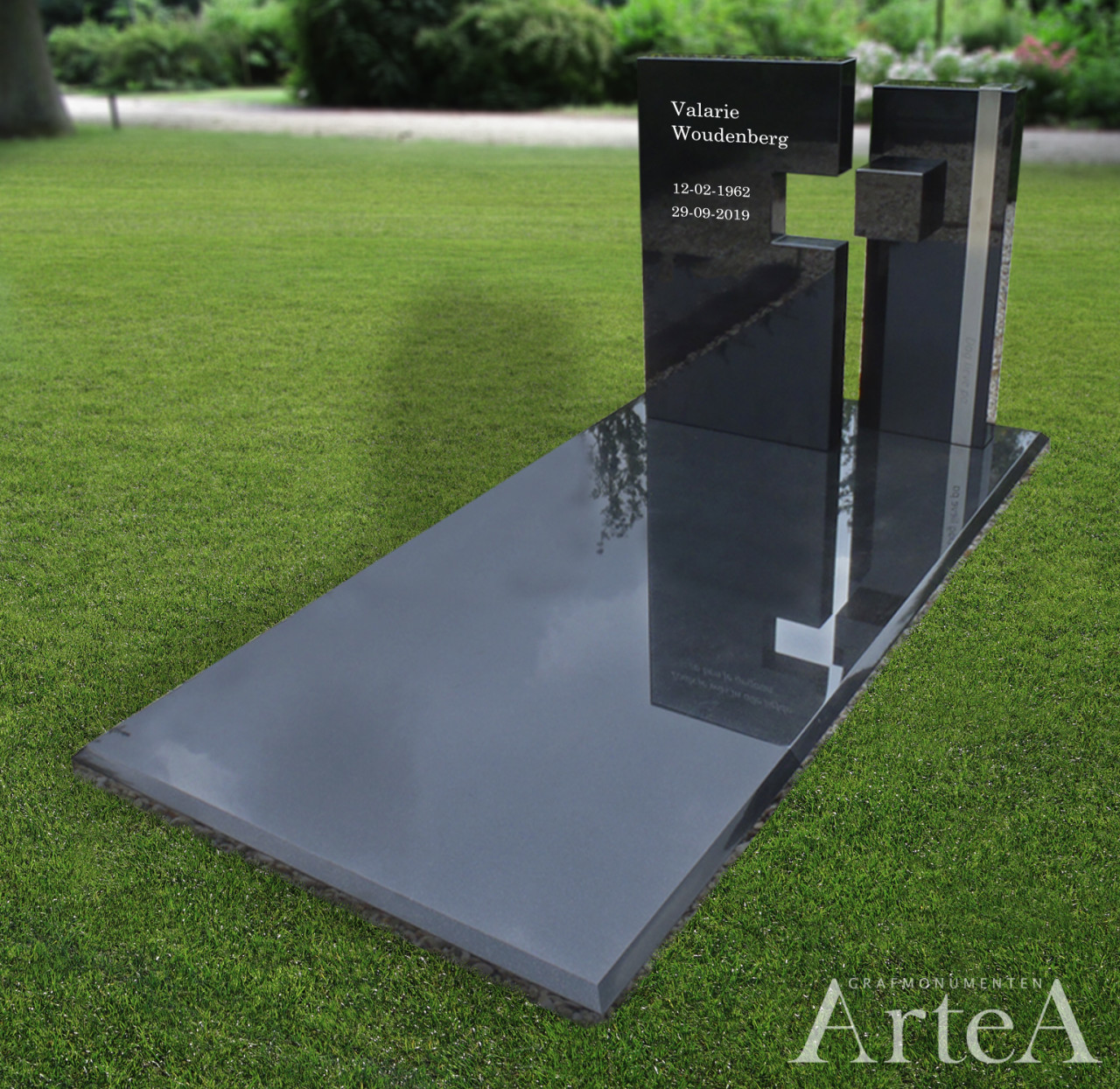 Bijzonder grafmonument met roestvrijstaal