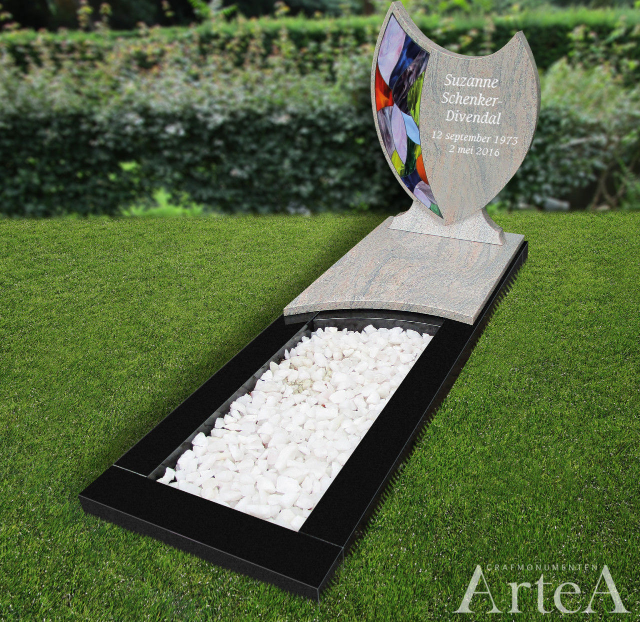 Aparte grafsteen met opaalglas