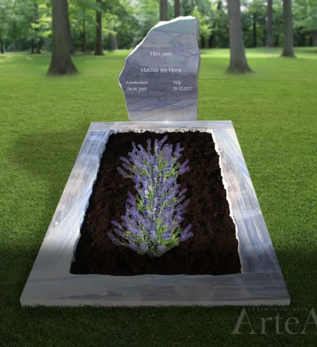 Natuurlijke grafsteen in Barneveld