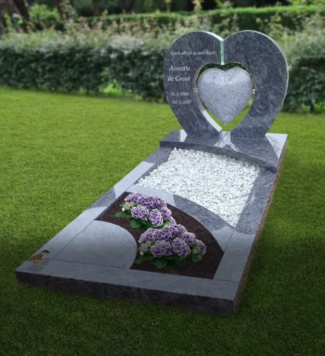 Grafsteen met hartvorm in Barneveld
