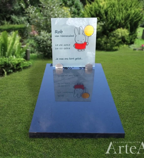 Kinder grafsteen Veenendaal voorbeeld