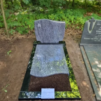 Goedkope grafsteen geplaatst door Artea Grafmonumenten