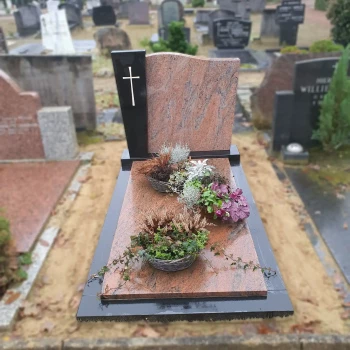 Klassieke grafsteen geplaatst door Artea Grafmonumenten