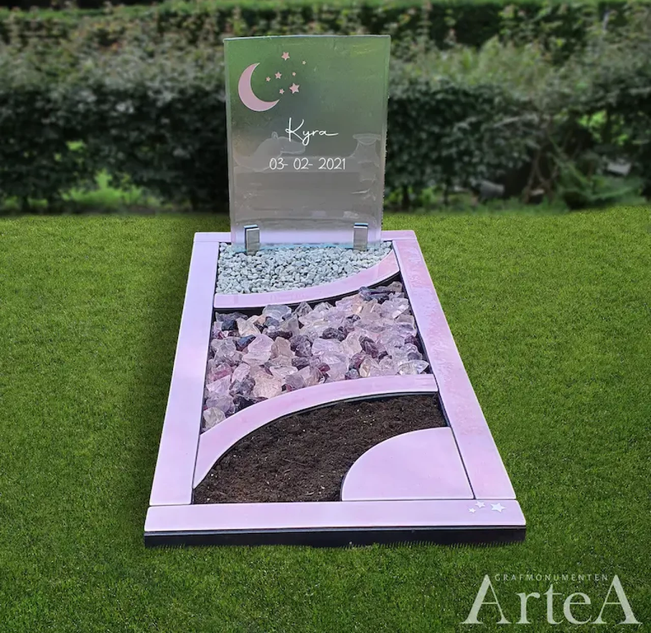 Een kindersteen van glas