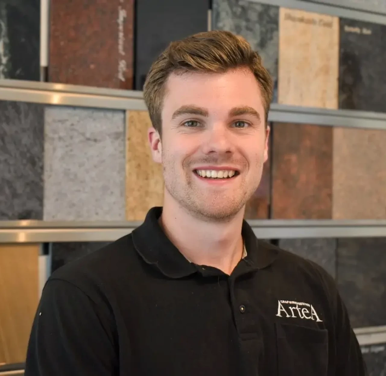 Onze graftekst expert helpt u met het kiezen van de juiste tekst